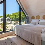 Lulu Z Podgrzewanym Basenem 4*