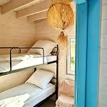 Lulu Z Podgrzewanym Basenem 4*