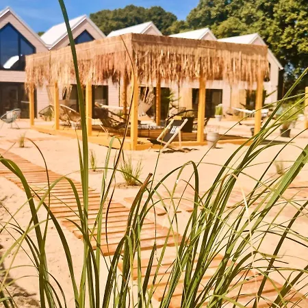 Lulu Z Podgrzewanym Basenem *